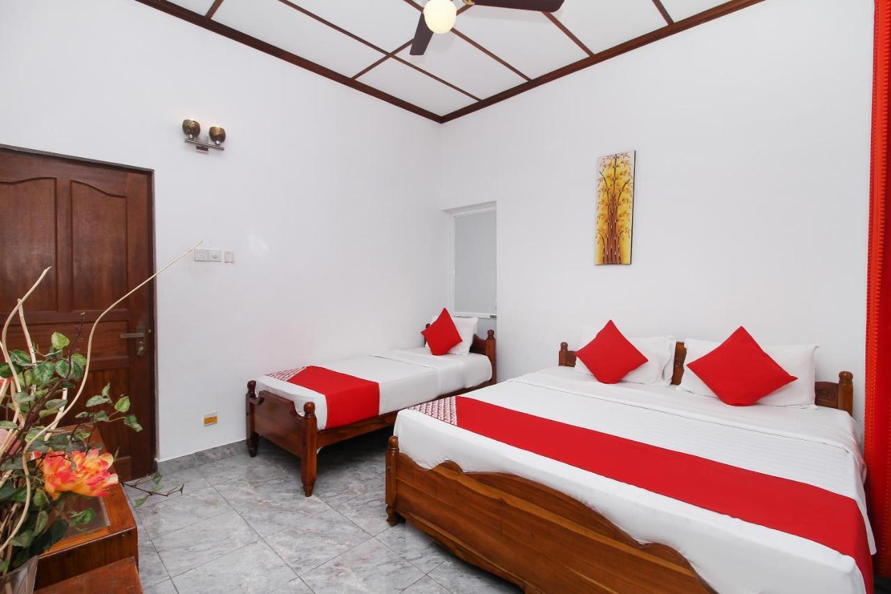 Leo'S Home Stay Dehiwala-Mount Lavinia Eksteriør bilde